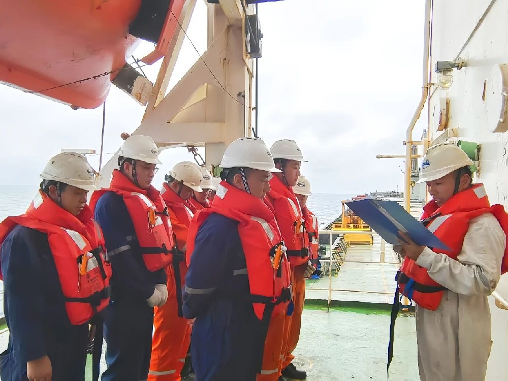 強化本質(zhì)安全 | “江遠(yuǎn)南京”輪多措并舉筑牢萬里航程安全防線