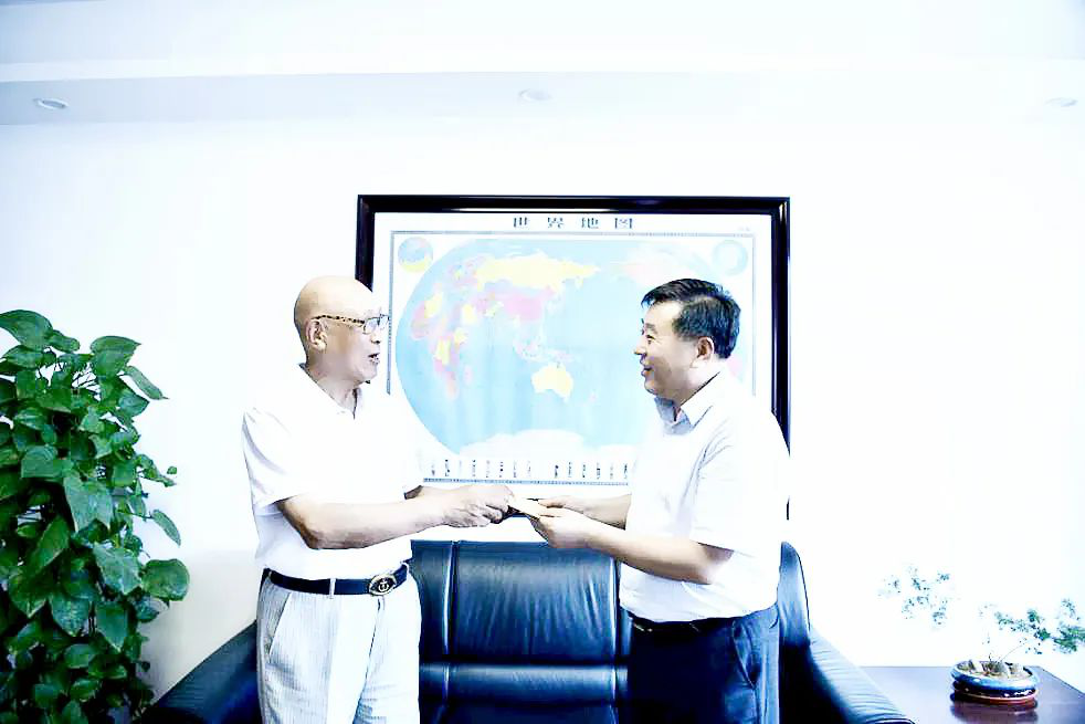 黨建領(lǐng)航 | 慰問(wèn)送關(guān)懷，真情暖人心：江蘇遠(yuǎn)洋黨委慰問(wèn)老黨員和困難黨員