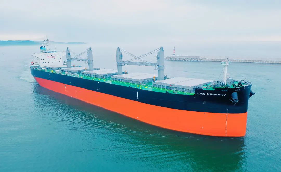 云交付！6.4萬噸超靈便型散貨船“江遠升州”輪順利交付
