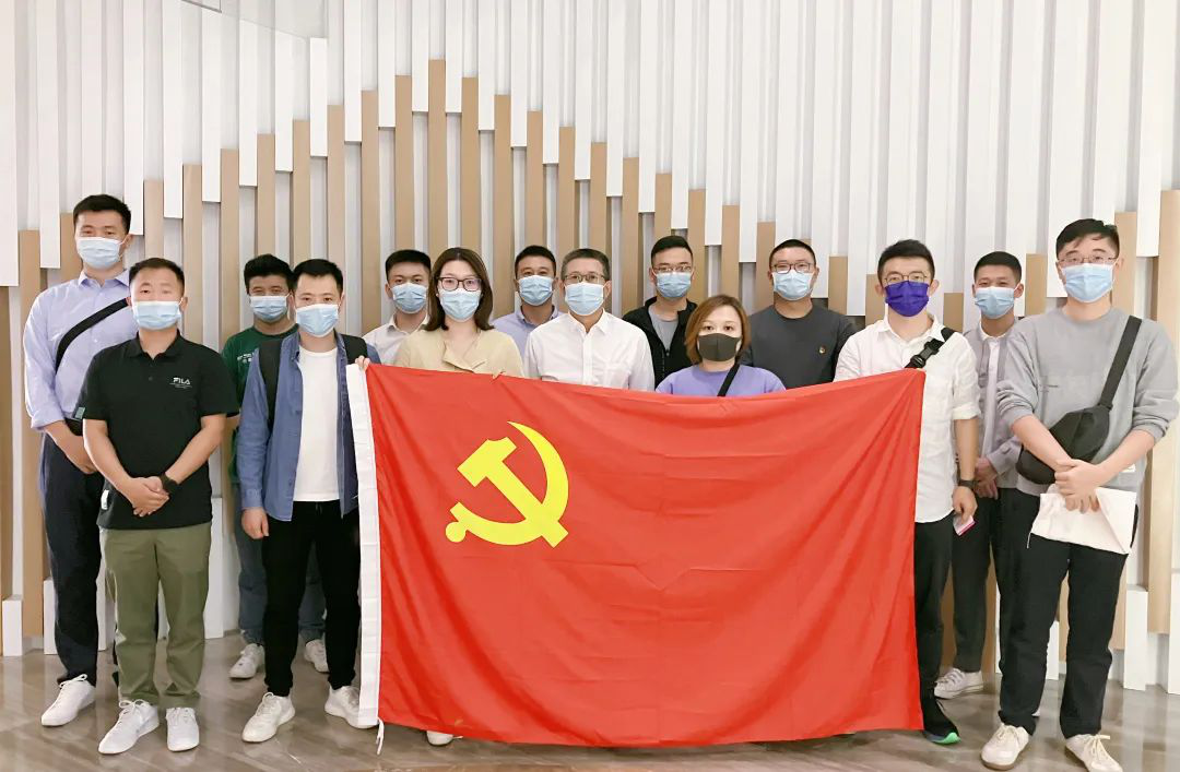 結(jié)對(duì)共建，凝心聚力——江蘇遠(yuǎn)洋總部第一黨支部攜手人保財(cái)險(xiǎn)南京營(yíng)業(yè)部黨支部開(kāi)展觀影活動(dòng)
