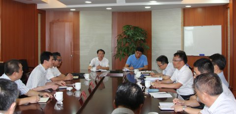 省港口集團(tuán)副總經(jīng)理沈衛(wèi)新一行 來我司開展安全檢查、慰問工作