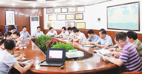 江蘇遠(yuǎn)洋開展“不忘初心、牢記使命”主題教育黨委理論學(xué)習(xí)中心組（擴(kuò)大）學(xué)習(xí)