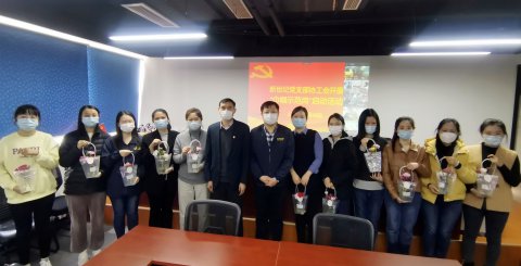 巾幗不讓須眉,紅顏更勝兒郎——新世紀(jì)“巾幗示范崗”正式啟動