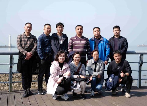 船岸一條心 齊力話發(fā)展——江蘇遠(yuǎn)洋南通船員家屬服務(wù)站開(kāi)展主題交流活動(dòng)