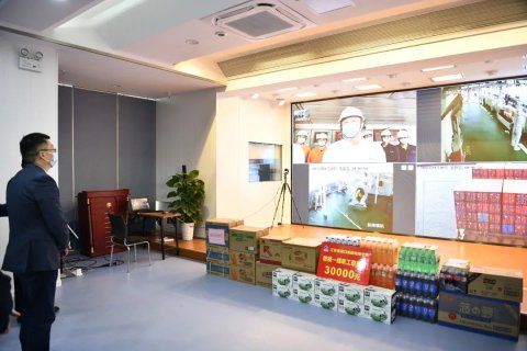 江蘇省港口集團總經(jīng)理關永健慰問疫情防控一線職工