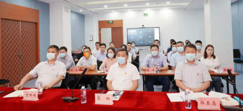 江蘇遠洋黨委開展新發(fā)展黨員集體談話